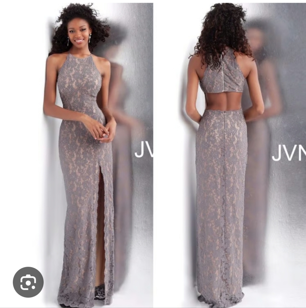 Size 00 grey/nude scattered crystal lace sheath w/ slit and open backby Jovani